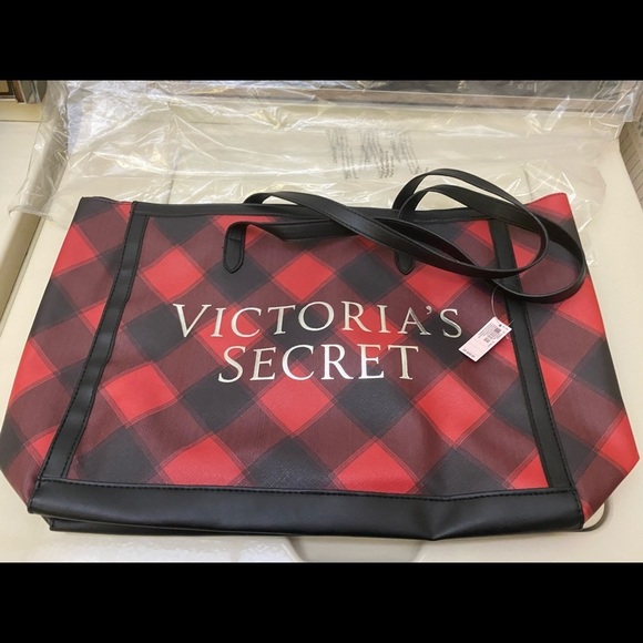 Victoria's Secret Handbags - Victoria’s Secret Holiday 2021 Buffalo Plaid Tote / Carry All Bag NWT